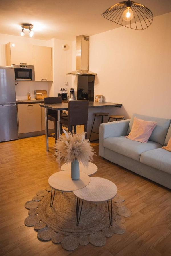 Appartement Au Reflet Du Pont à La Rivière-Saint-Sauveur Extérieur photo